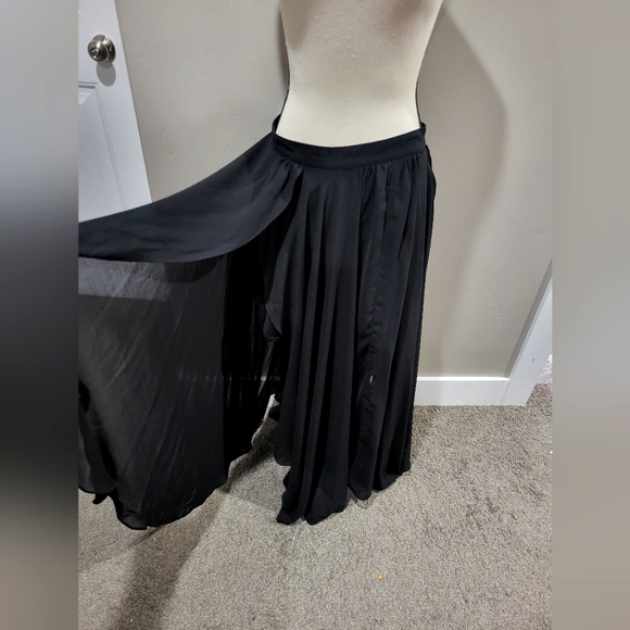 Black mini skirt with long sheer overlay - Picture 1 of 5